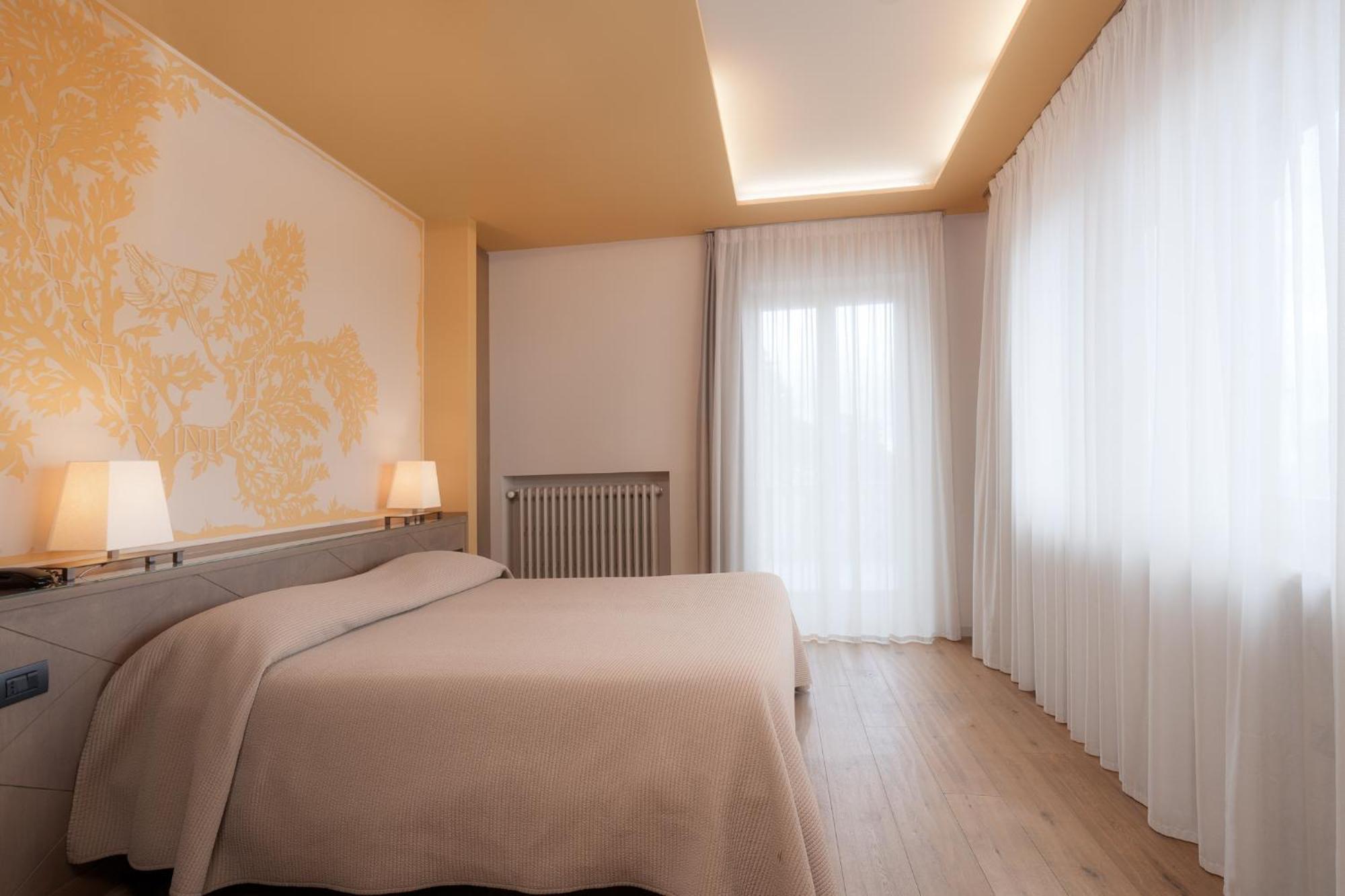 Titano Suites Сан-Марино Екстер'єр фото