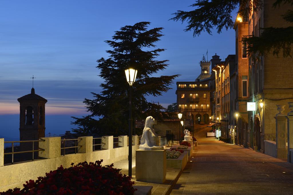 Titano Suites Сан-Марино Екстер'єр фото