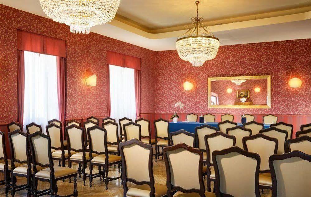 Titano Suites Сан-Марино Екстер'єр фото